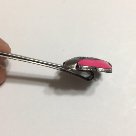 🖤NEW💕ED HARDY hair bobby pin set - Picture 8 of 10